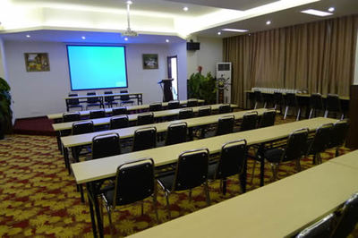 鄭州多功能會(huì)議酒店 10個(gè)大中小型會(huì)議室與專業(yè)展覽展示服務(wù)